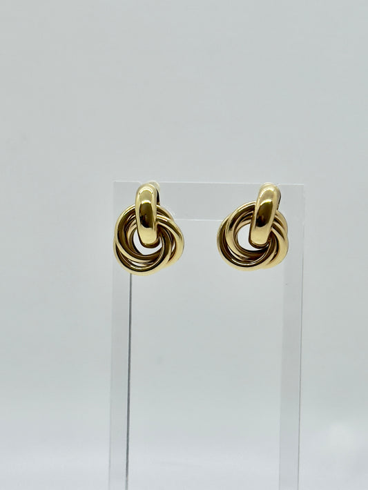 EARRING