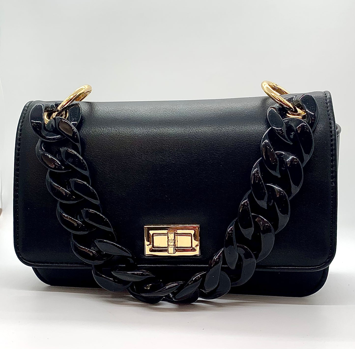 Crossbody handbags