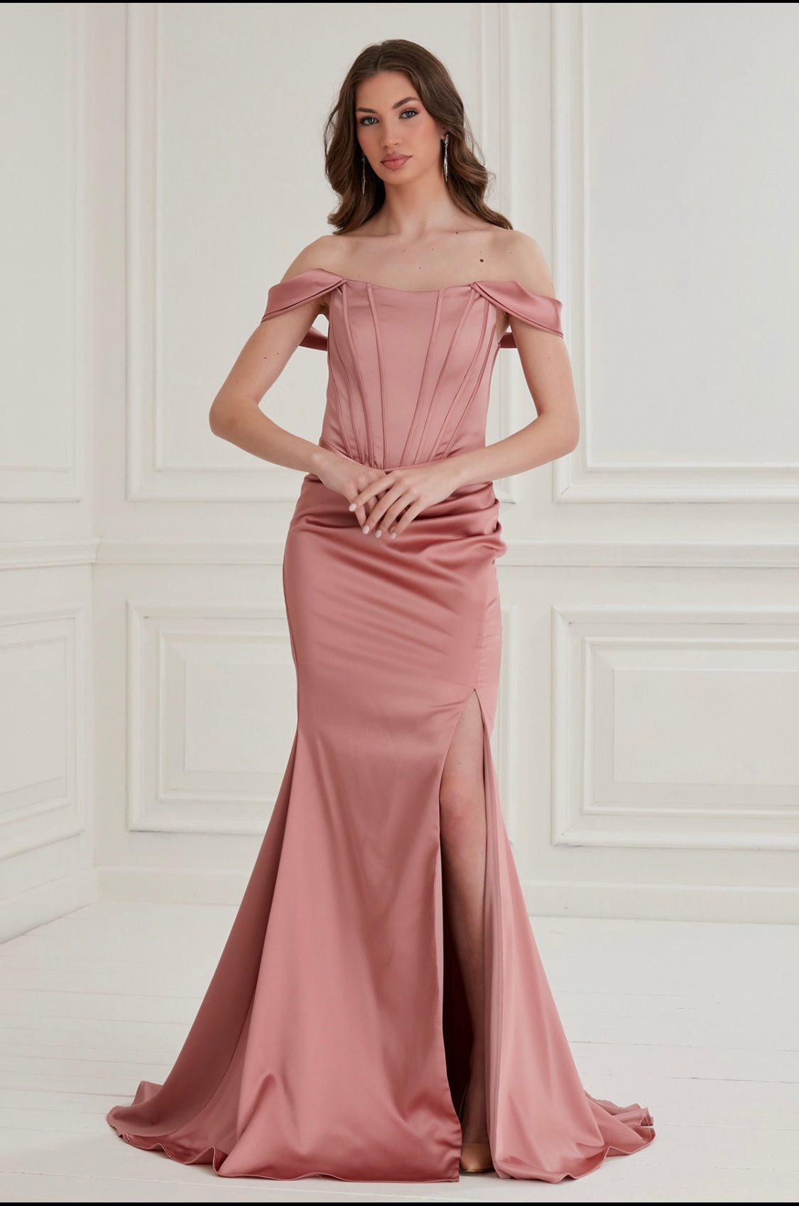 STRAPLESS SATIN CORSET GOWN