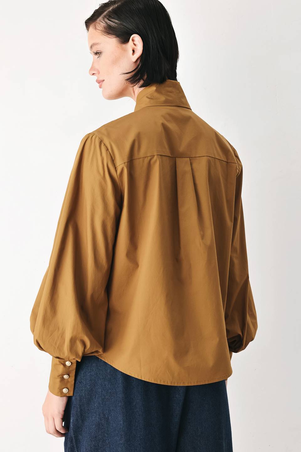 TOP CARAMEL