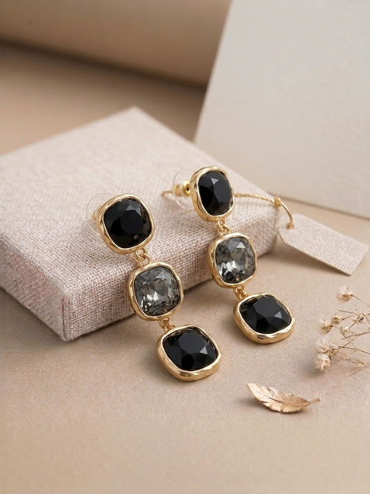CRYSTAL EARRING BLACK
