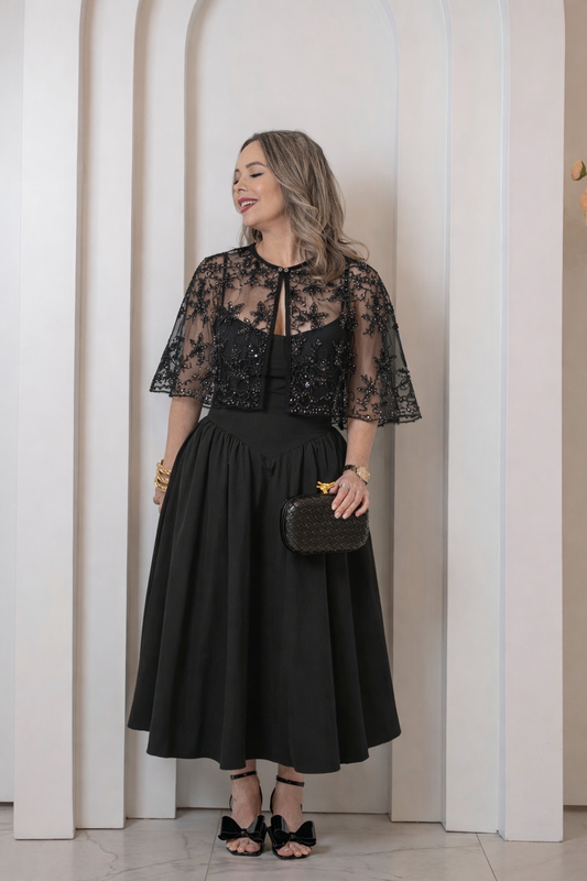 CAPE BLACK