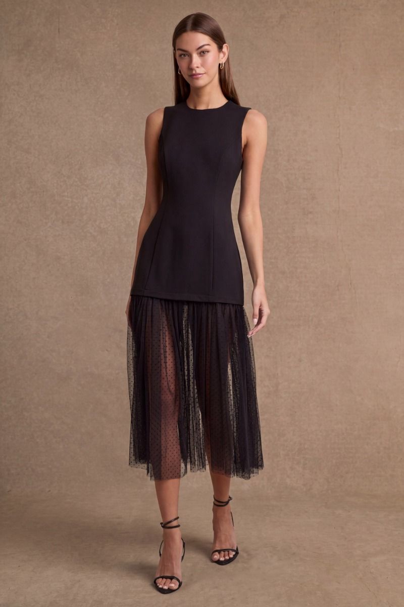 DRESS BLAC SKIRT DETAIL